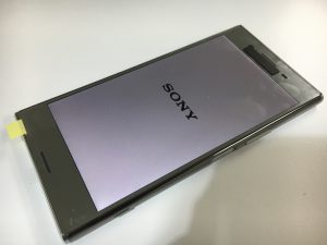 液晶画面割れ修理後のXperia XZ Premium(SO-04J)