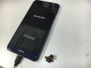 充電口交換後のSHARP AQUOS PHONE SERIE(SHV34)
