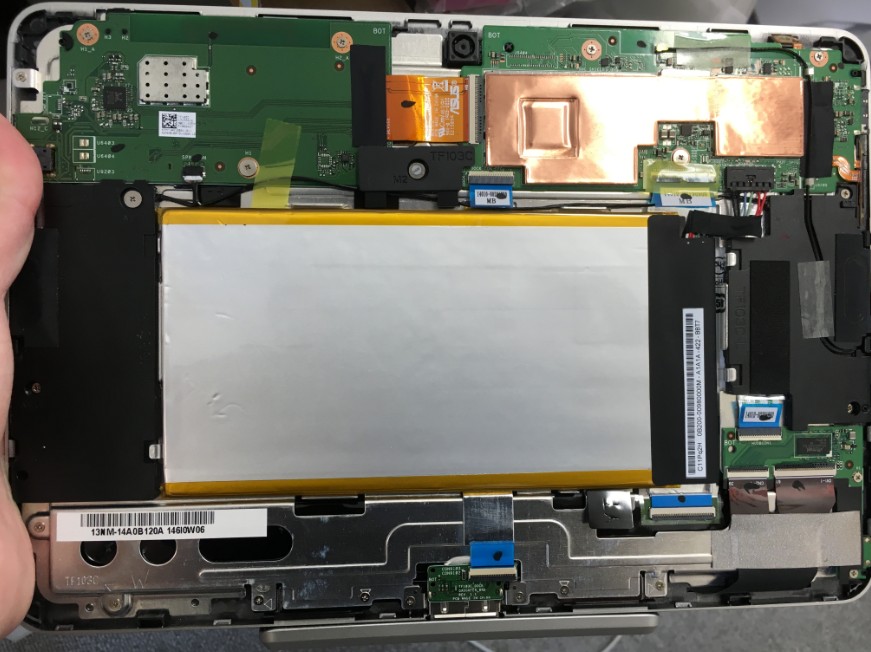 Asus Pad Tf103c Model K010 の電源が入らない タブレットpcの不調もメンテナンスで改善 ポストリペア