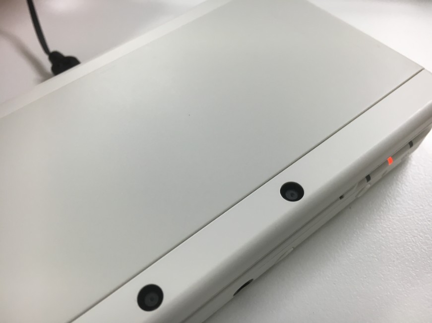 充電口を交換して充電出来るようになったNew3DS