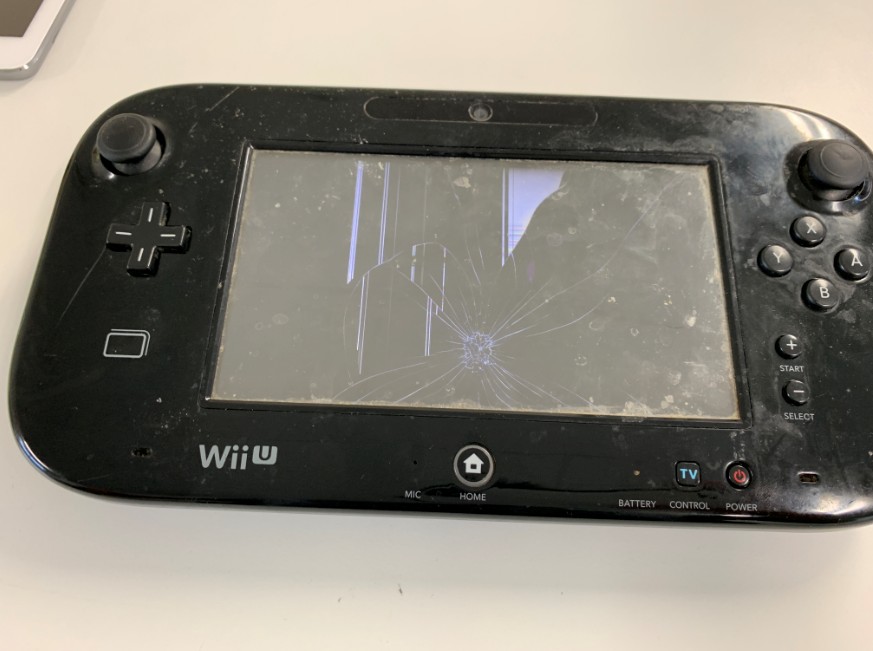 Wiiuのコントローラー Game Pad の液晶画面交換修理費用が7800円で任天堂さんより安い 液漏れ 損傷の症状が改善 ポストリペア