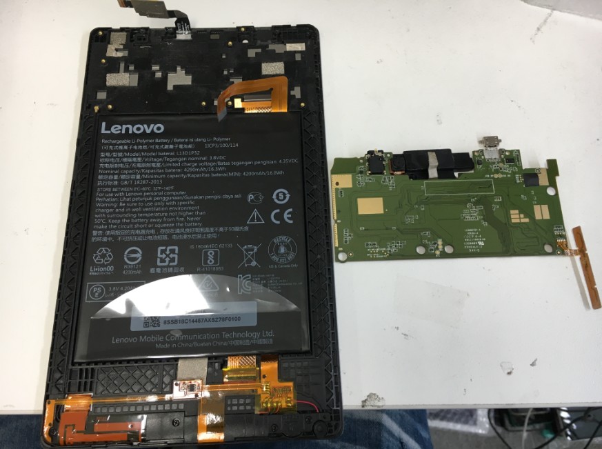 Lenovo Tab3が充電出来ない 修理料金9800円で充電口交換して症状改善 データそのままで電源が入るようになりました 配送専門タブレット修理店 ポストリペア