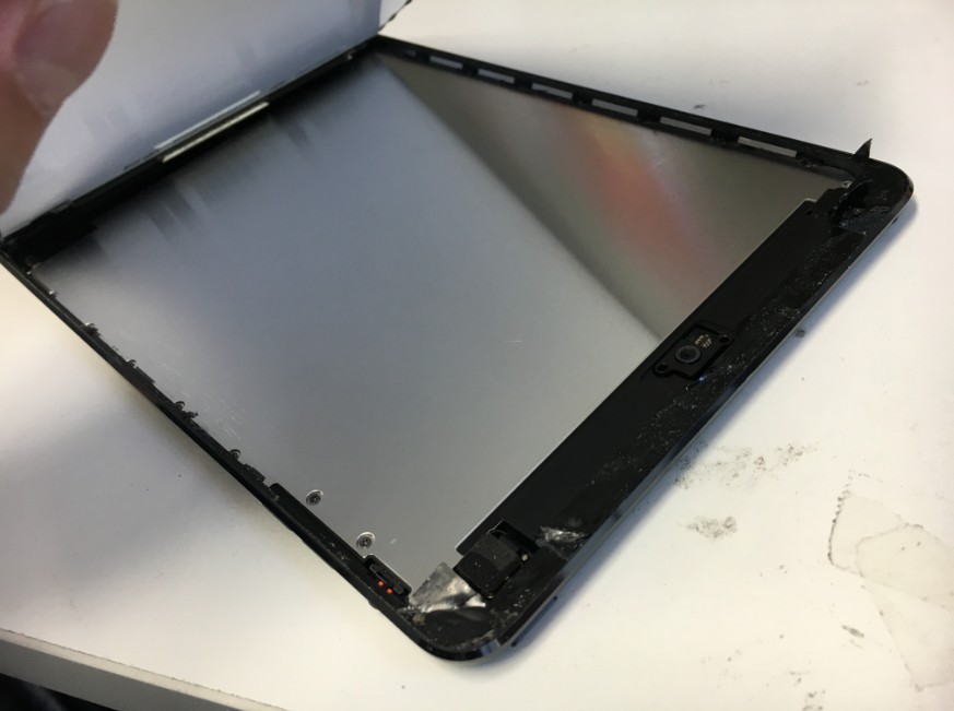 ガラスを剥がした初代iPadmini