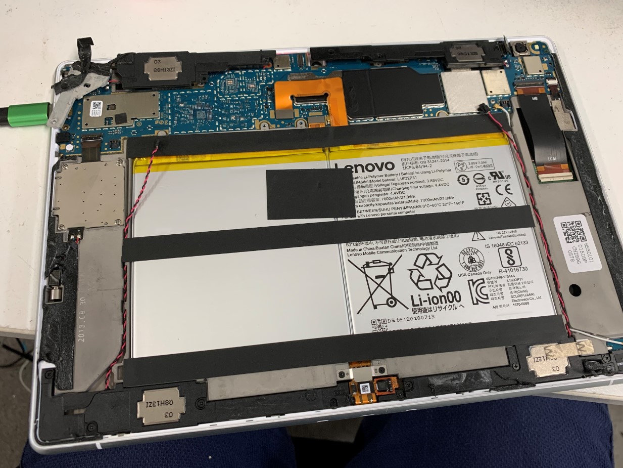 Lenovo Tab P10(TB-X705F)の充電口修理！充電できない症状が改善し 