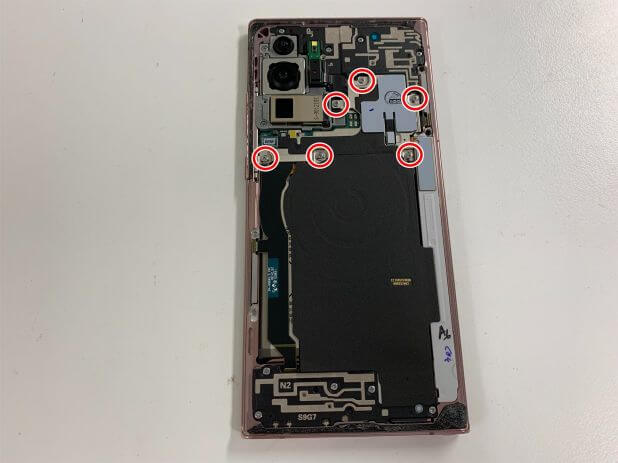 Galaxy Note20 Ultra本体内部のネジ