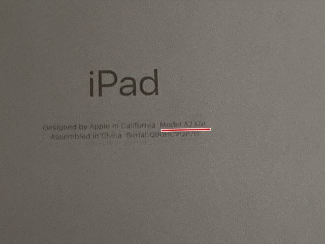 iPad Pro 12.9(第5世代)の背面パネルに刻印されたモデル番号は「A2378」